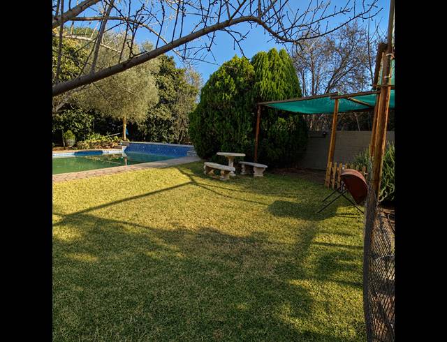 2.10HA SMALLHOLDING FOR SALE IN BUYSCELIA
